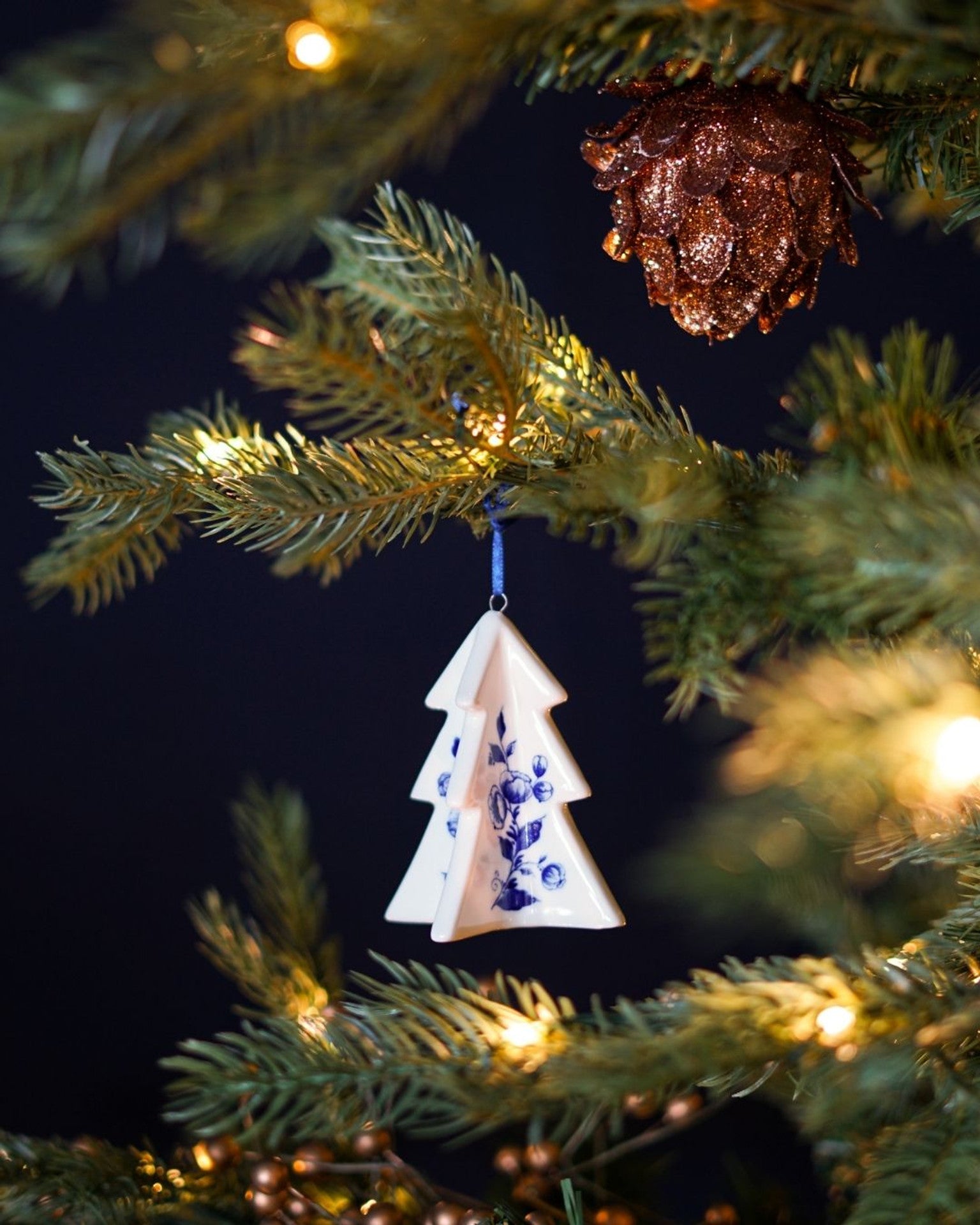 3-D Christmas Tree - 9 cm-2