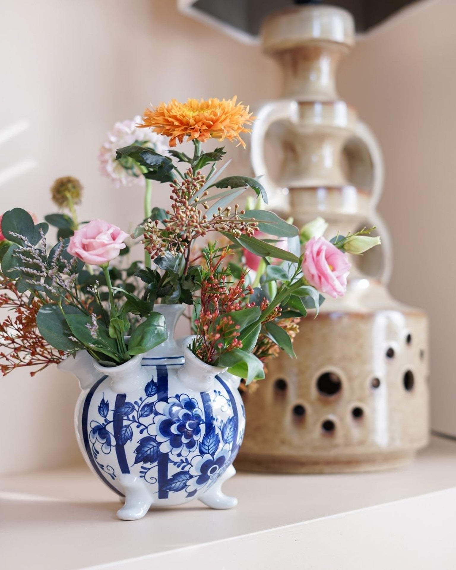Tulip Vase on Legs - Fair Florals - 17 cm-2